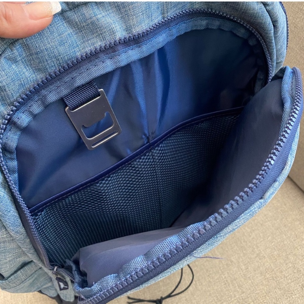 🎒BELLA RUSSO 18.75 Backpack 🎒 - Picture 6 of 6